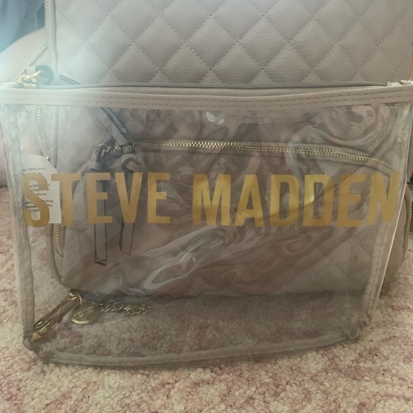 Steve Madden Diaper Bag - Picture 4 of 6
